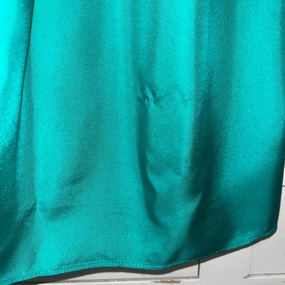 Cynthia Rowley Juna Silk Tiered Maxi Dress in Emerald - Picture 8 of 9